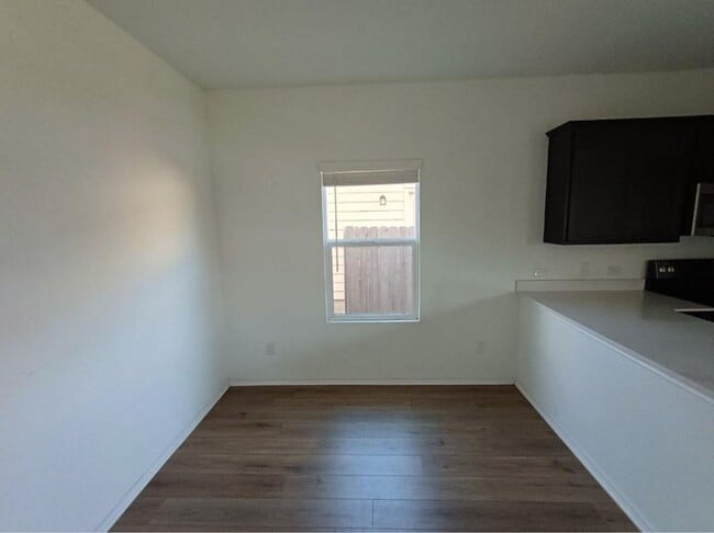 Photo - 4BD 3 BA House in Jarrell, TX!