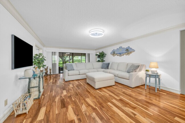 Photo - 25 SE Turtle Creek Dr Unit B