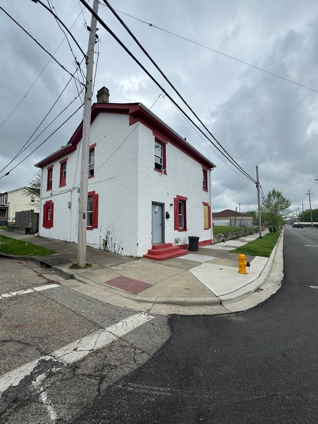 Photo - 538 S Front St Apartment Unit #1