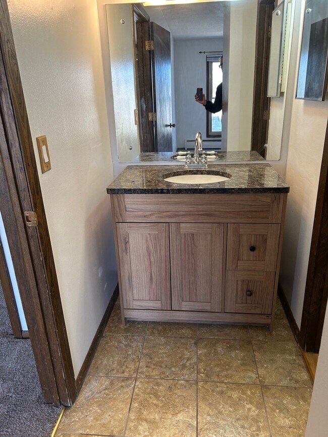 Photo - 805 11th Ave S Unidad 7