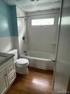 Photo - 157 Springville Ave