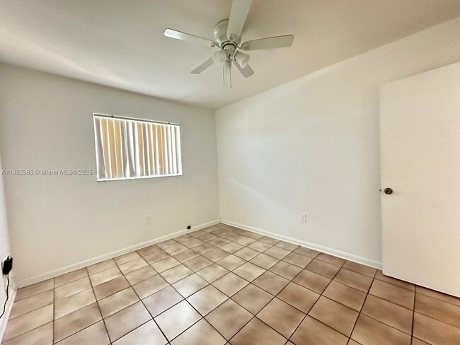 Photo - 1942 Thomas St