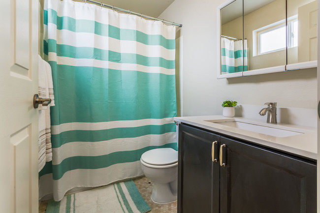 Photo - The Timbers Apartments