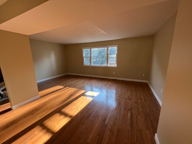 Photo - 17 Gallorette Ct