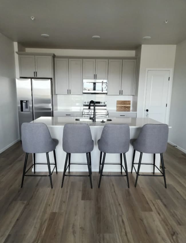 Photo - 2296 Setting Sun Dr Unit 7