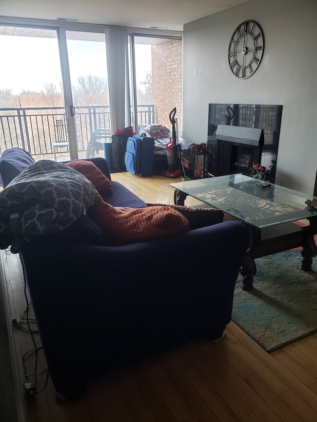 Photo - 6000 Oakwood Dr Unit 6H