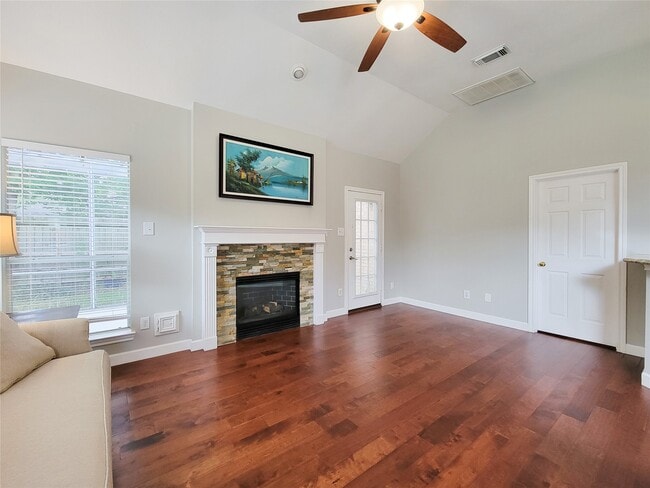 Photo - 15607 Tarpon Springs Ct