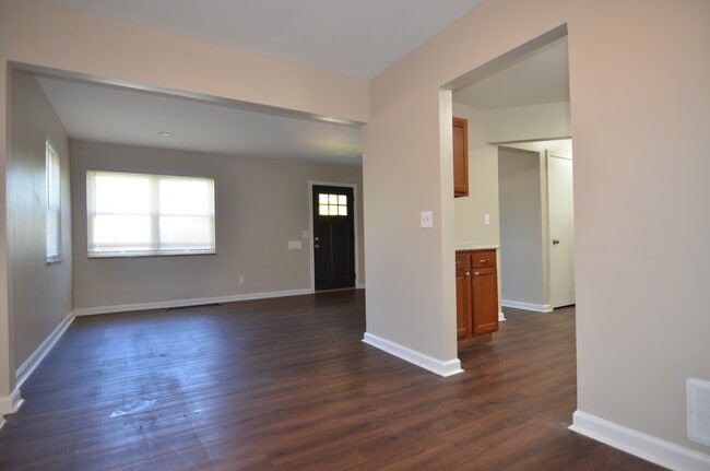Photo - 3569 Locust Ln