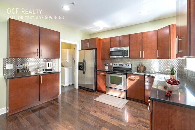 Photo - Graduate Hosptial Two Bedroom Apartment Unit A