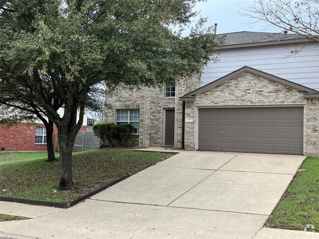 Building Photo - 921 Twisted Fence Dr Rental