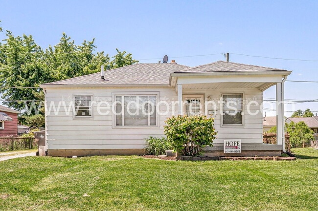 Photo - 1742 N Whittier Pl