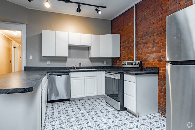 Interior Photo - 1445 S 3rd St Rental