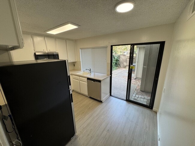 Photo - Two bedroom townhome | Located in Campus Commons
