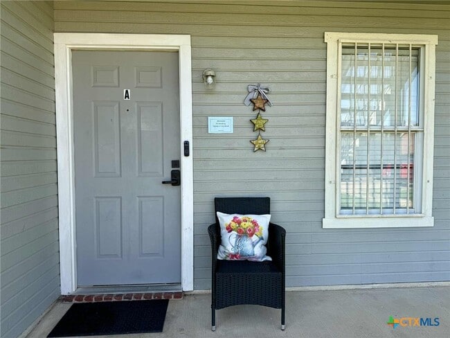 Photo - 1008 Circle M Dr Unit A