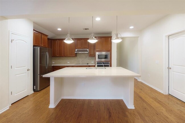 Photo - 13020 Kearns Dr