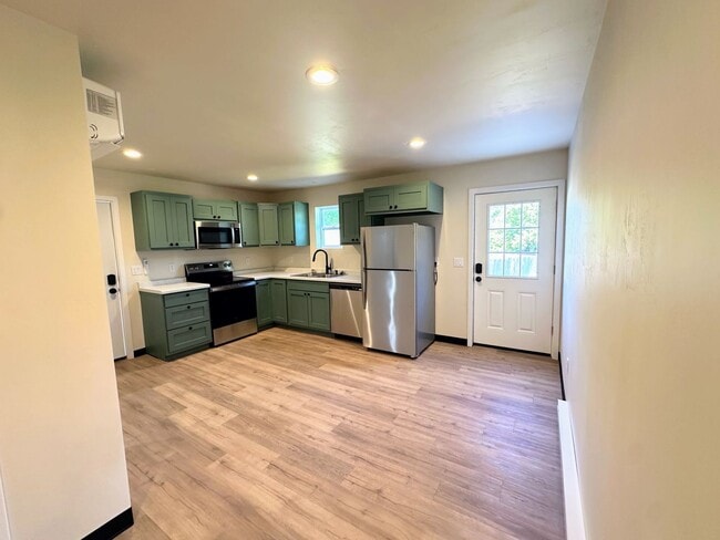 Building Photo - 1201-1203-1203 S Atrium Ct Unit 1201