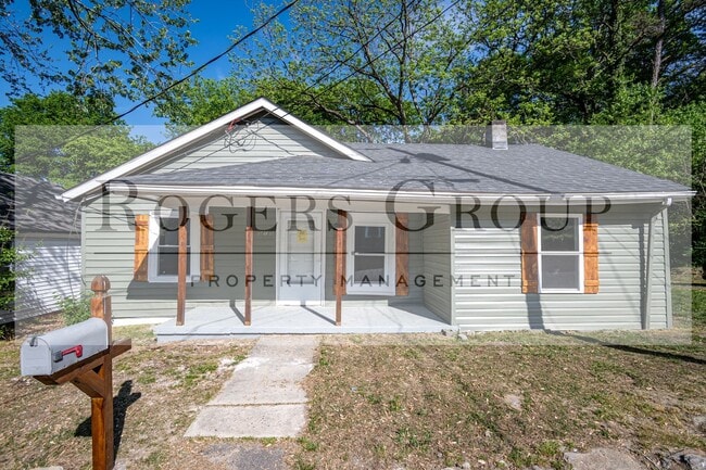 Building Photo - 515 Owen St