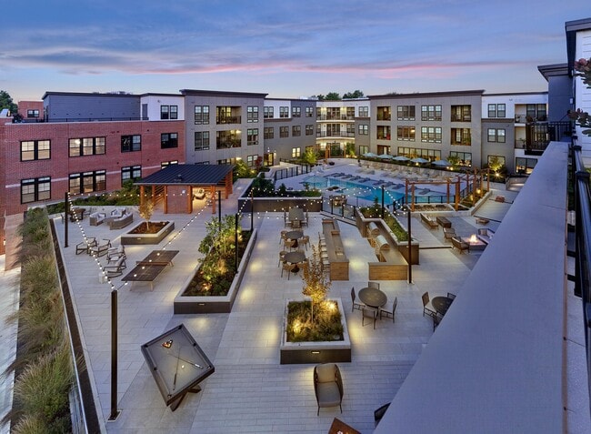 Photo - 333 North Broad