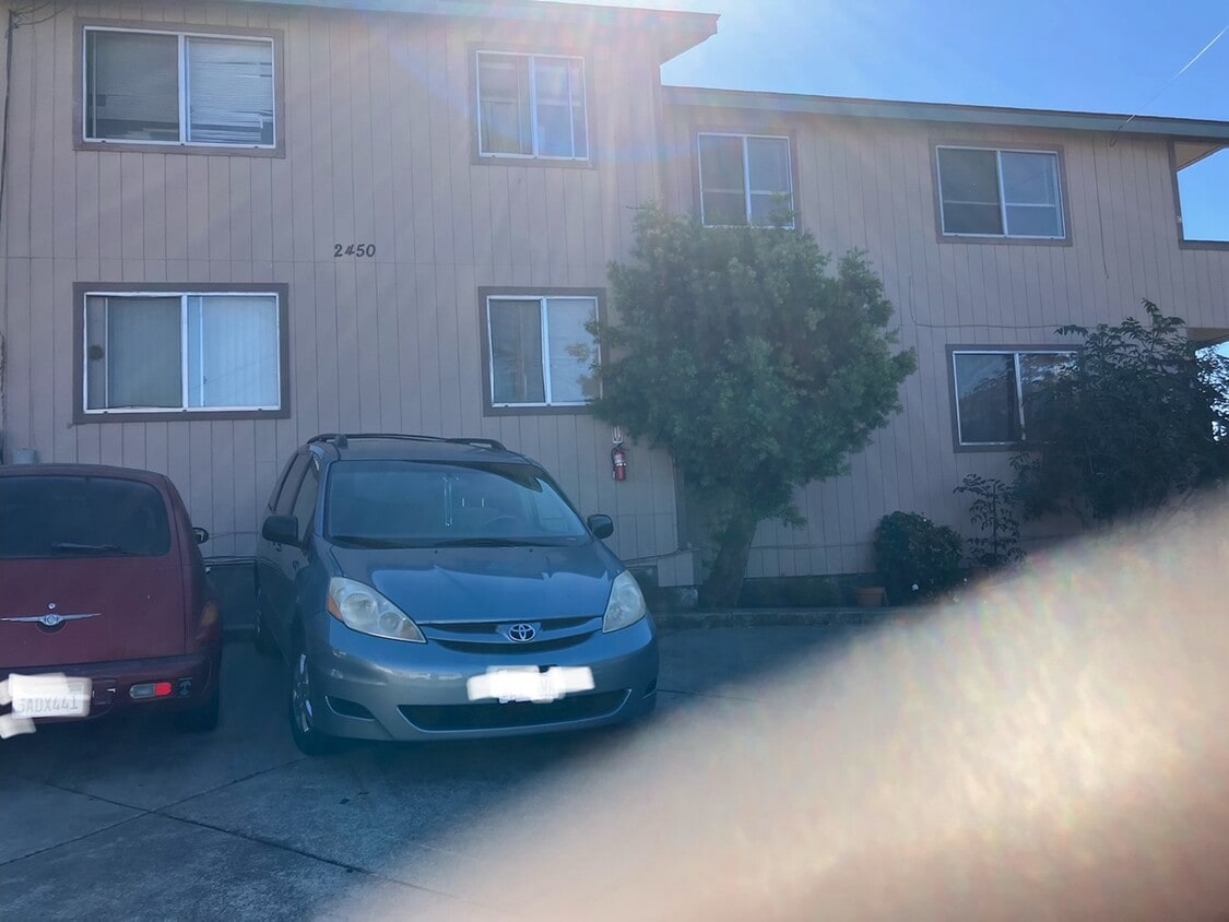 Photo - 2450 Truman Ave (Oakland, CA)