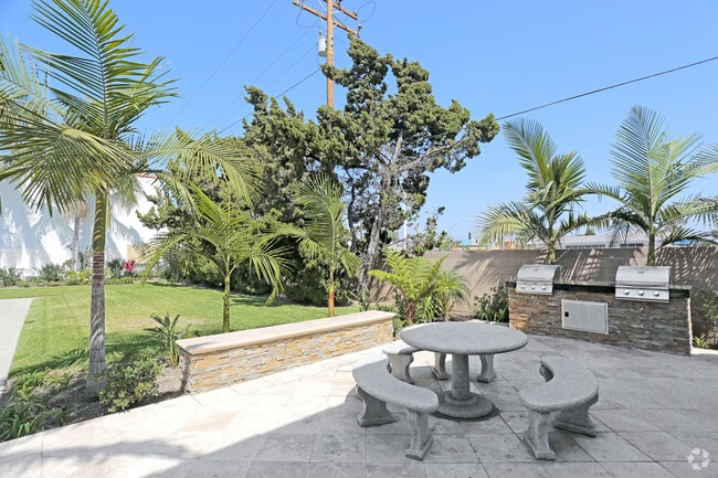 Casa Cortez Apartments