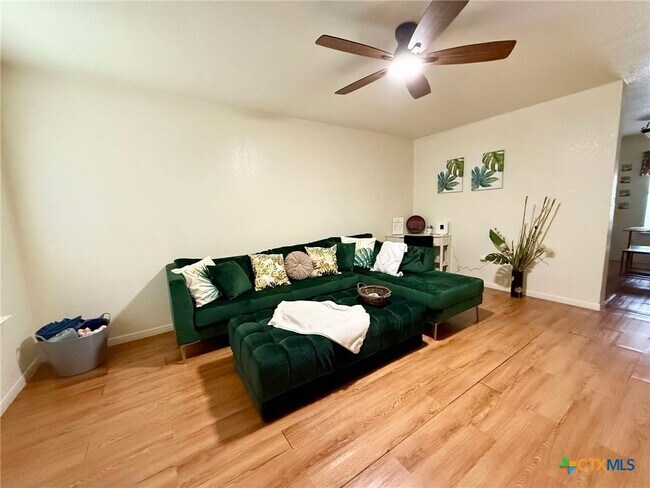 Photo - 1008 Circle M Dr Unit D