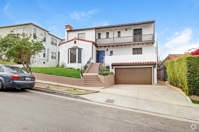 Building Photo - 1839 S Cochran Ave Rental