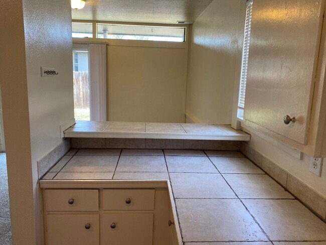 Photo - Seven Thirty, LLC (765) Unidad 765 #1