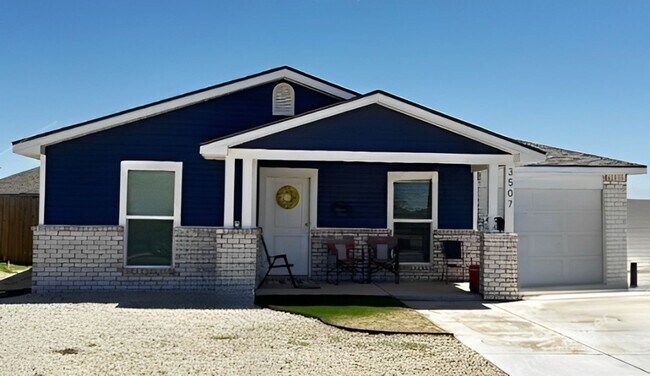 Building Photo - 3/2 in Frenship ISD- Upland West