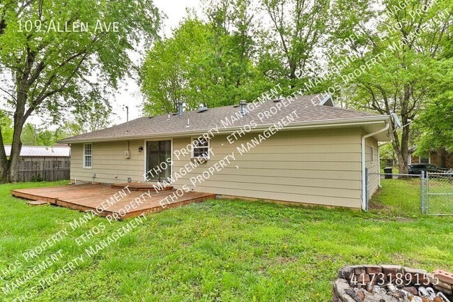 Photo - 109 N Allen Ave