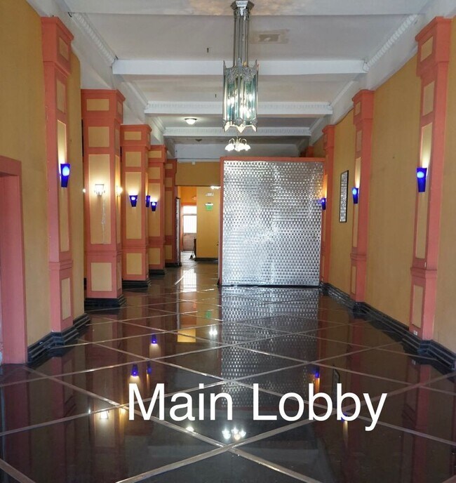 Photo - 1839 S Main St Unit 312