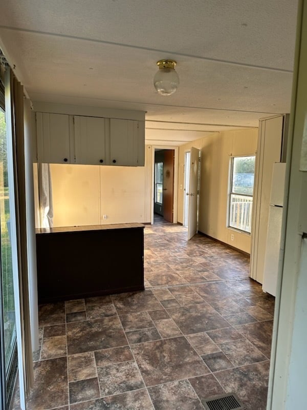 Photo - 106 Amanda Dr