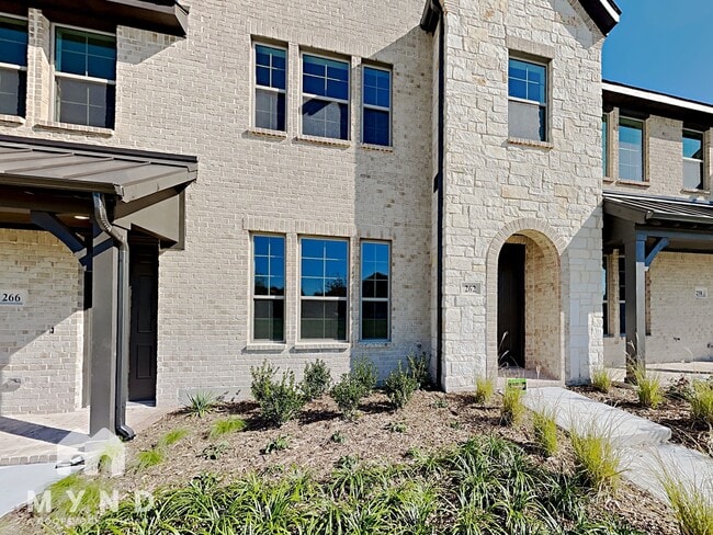 Photo - 262 Harvest Way Townhome