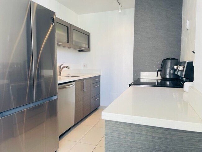 Photo - FURNISHED 1 Bedroom, 1 Bathroom, 1 Parking...