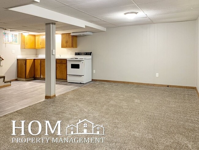 Photo - 630 Lyndale St Unit 3
