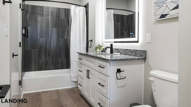 49 Boulevard SE Unit F-557