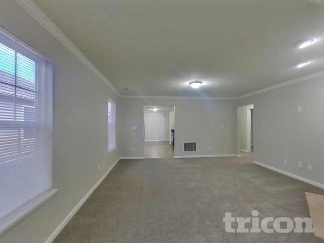 Photo - 15436 Dusty Trail