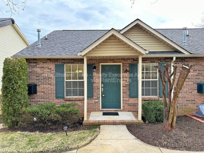 Photo - 819 Calypso Way