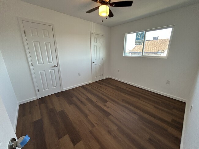 Photo - 3318 Broadway St