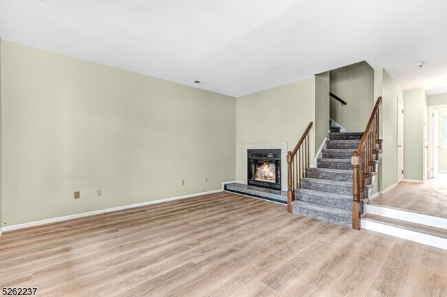 Photo - 78 Academy Ct