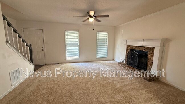 Photo - 23 Thomas Crossing Dr