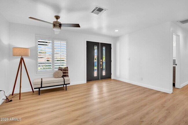 Photo - 10624 N 38th St