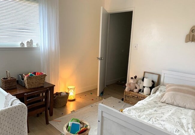 Photo - 3329-3331 Routier Rd Unit 3329