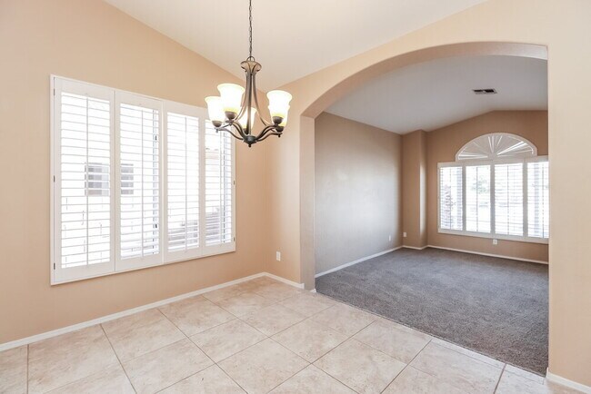 Photo - 1907 W Pinon Ct