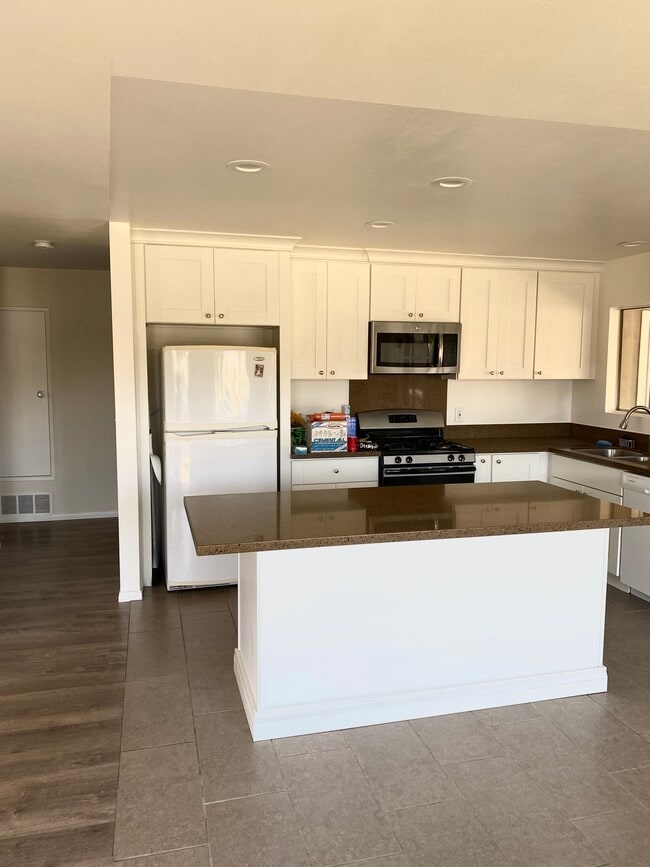 Photo - 1580 Caraway Dr Unidad A