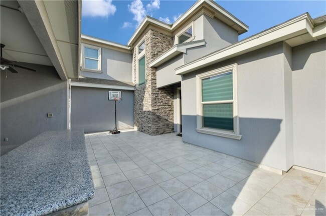 Photo - 33 Colvin Ave