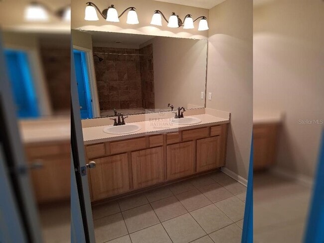 Photo - 2534 Glenrise Pl