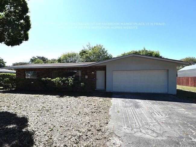 Building Photo - 6940 NW 5th Ct