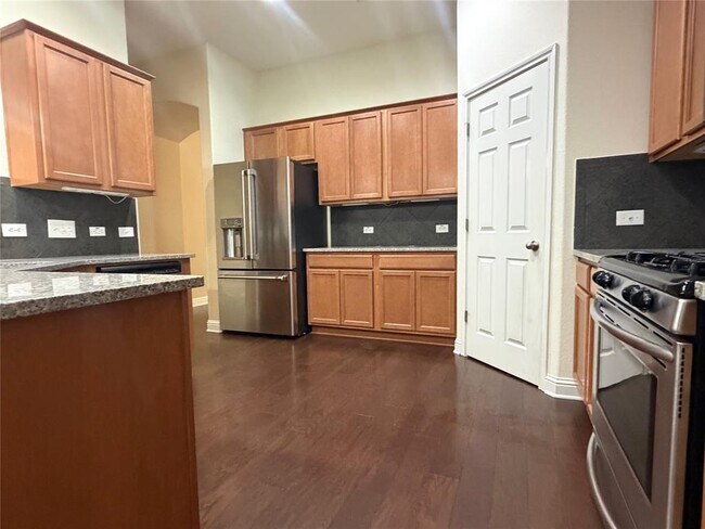 Photo - 718 Ann Taylor Dr