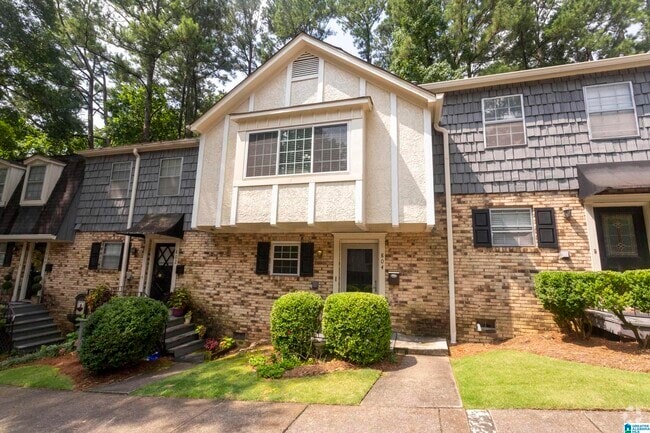 Building Photo - 804 Vestavia Villa Ct Unit 804 Rental