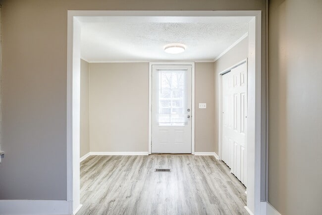 Photo - 1008 S 41st St